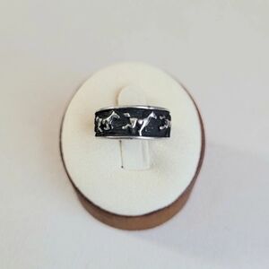 Sterling Silver Running Horses in Motion Ring Band Shubes Dakota West, Size 5.5